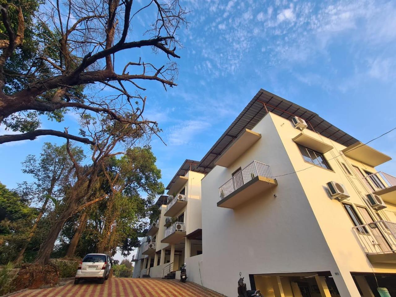 Hill View Hotel By Bil Lonavla Zewnętrze zdjęcie