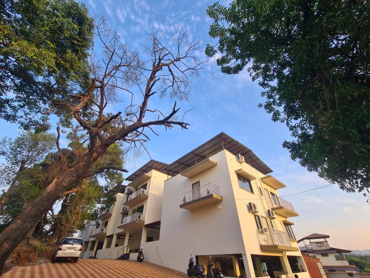 Hill View Hotel By Bil Lonavla Zewnętrze zdjęcie
