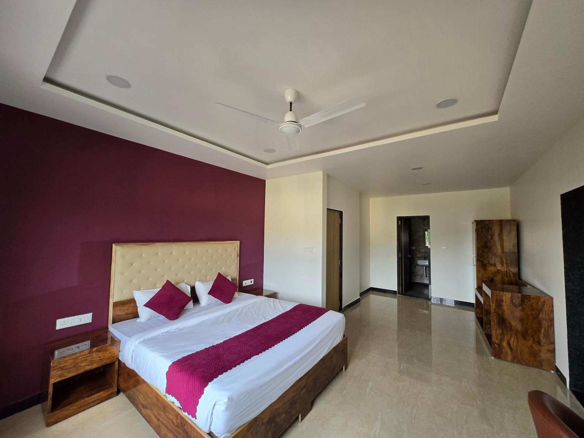 Hill View Hotel By Bil Lonavla Zewnętrze zdjęcie